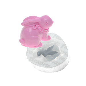 648 Coelho Agachado com Lenço