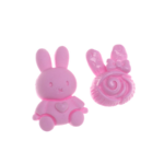 820 Coelho c/ Coração + Coelho c/ Laço e Flor